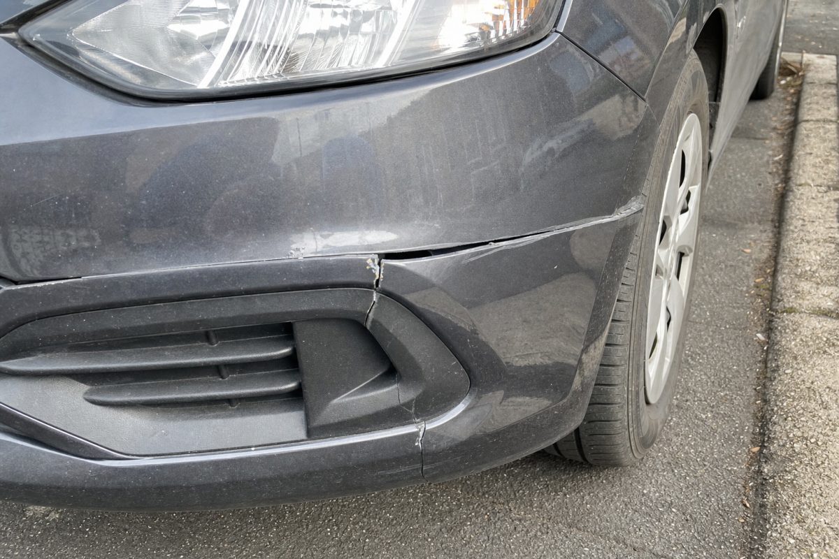 Cracked bumper photo ready to quote